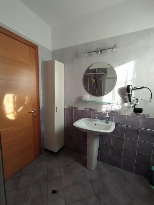 La Casa Sul Lago Monvalle Dış mekan fotoğraf