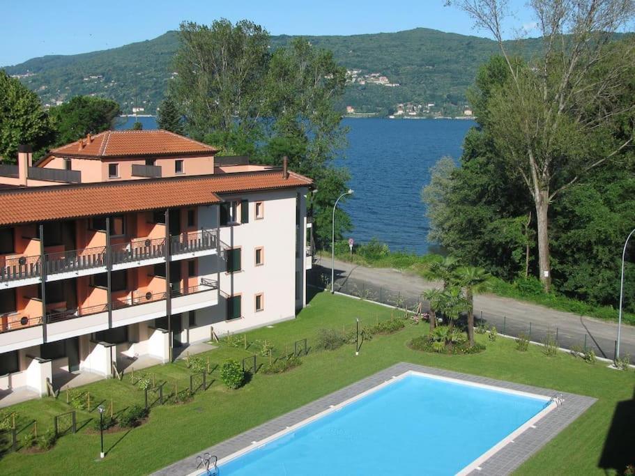 La Casa Sul Lago Monvalle Dış mekan fotoğraf