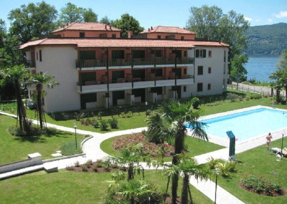 La Casa Sul Lago Monvalle Dış mekan fotoğraf